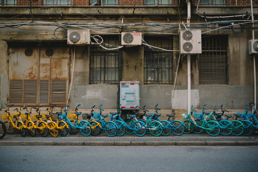 いつでもどこでもこれ1本。新たな標準ズーム！？タムロン35-100mm F2.8 (Model A078) ニコン Z マウント用で描く、写真家 澤村 洋兵氏のポートレート&スナップ