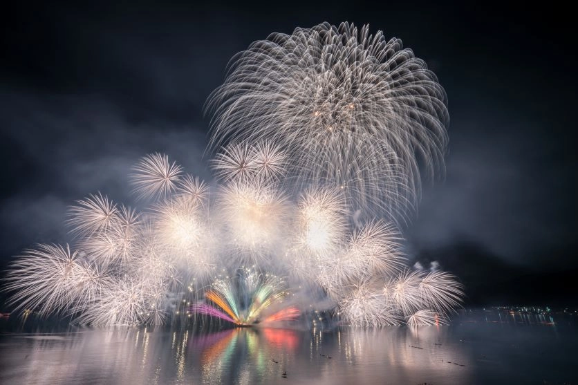 夜空の写真をきれいに撮るには?撮影のコツやレンズの選び方をご紹介 夜空の写真をきれいに撮るには?撮影のコツやレンズの選び方をご紹介
