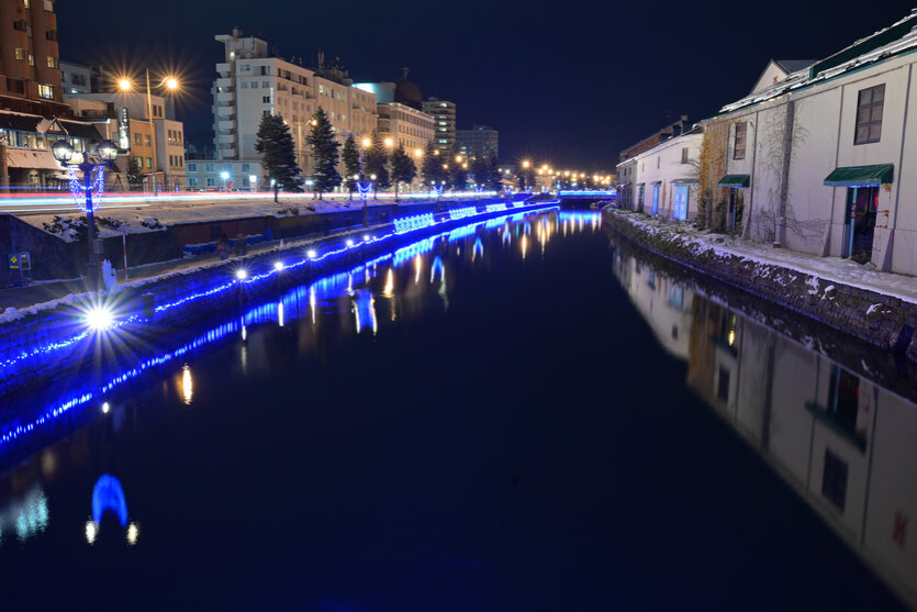 風景の中のイルミネーション
