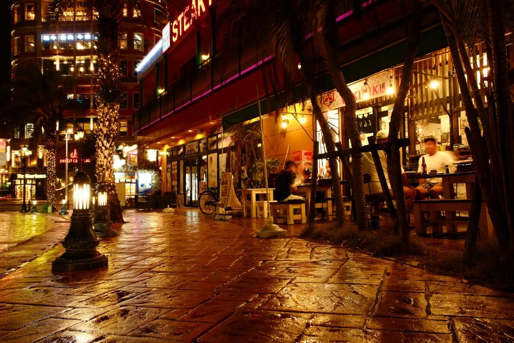 TAMRON 18-300mm F3.5-6.3 (Model B061)　Focal length：18mm　Exposure：F7.1　Shutter speed：1.3sec　ISO：160