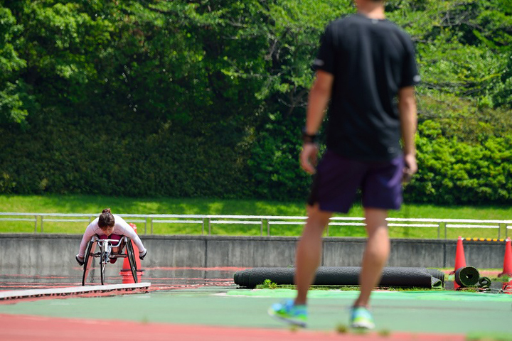 Photo Gallery of wheelchair Marathon Wakako Tsuchida