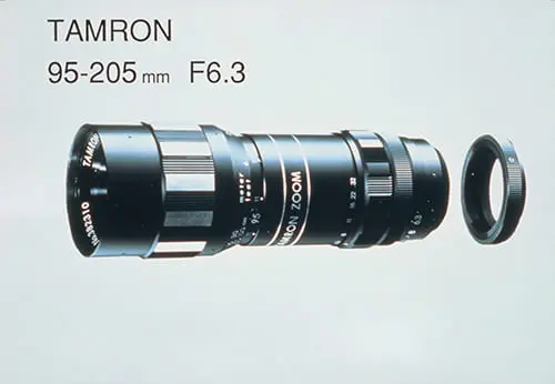 The 95-205 mm F/6.3 (Model #910P) was the industry’s first affordable telephoto zoom lens.