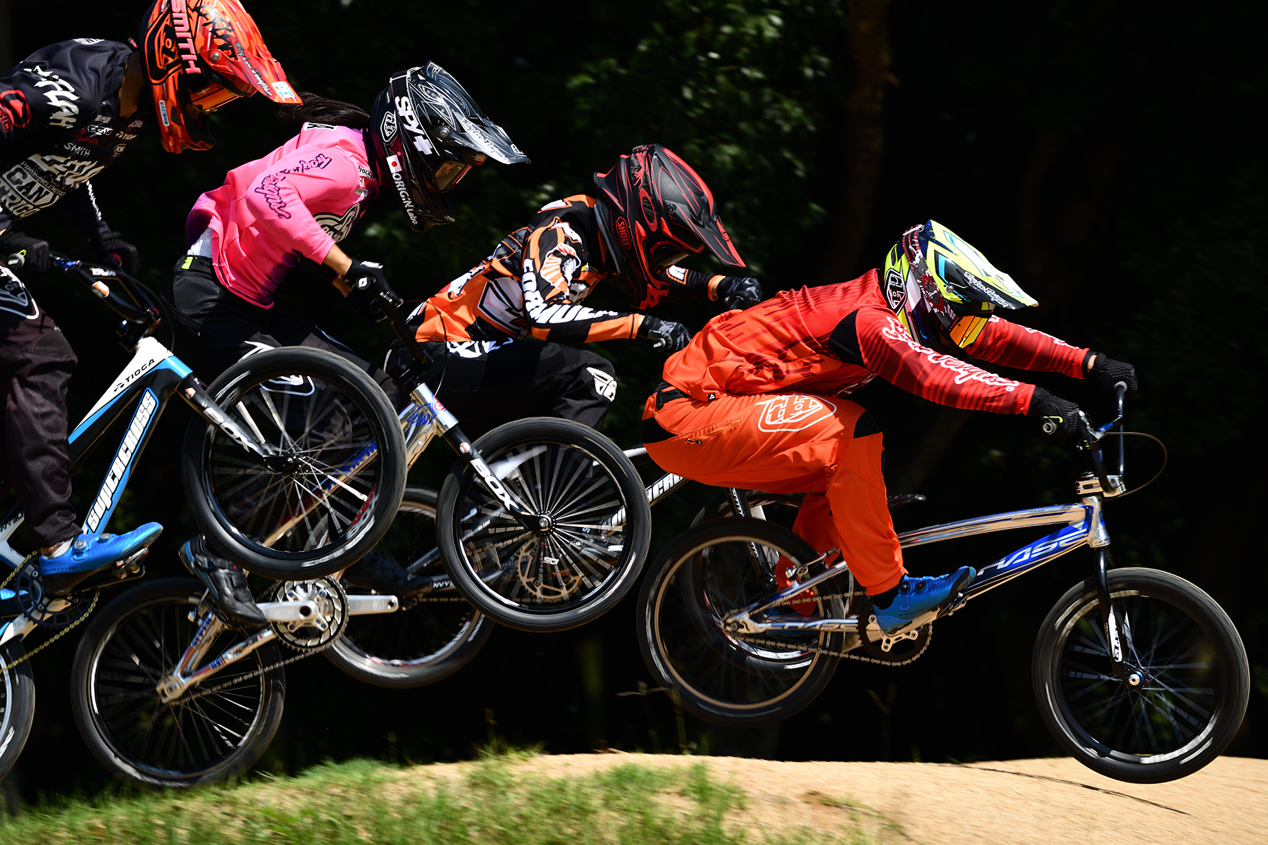 飛行機＆BMX　井上 六郎 (Model A035)