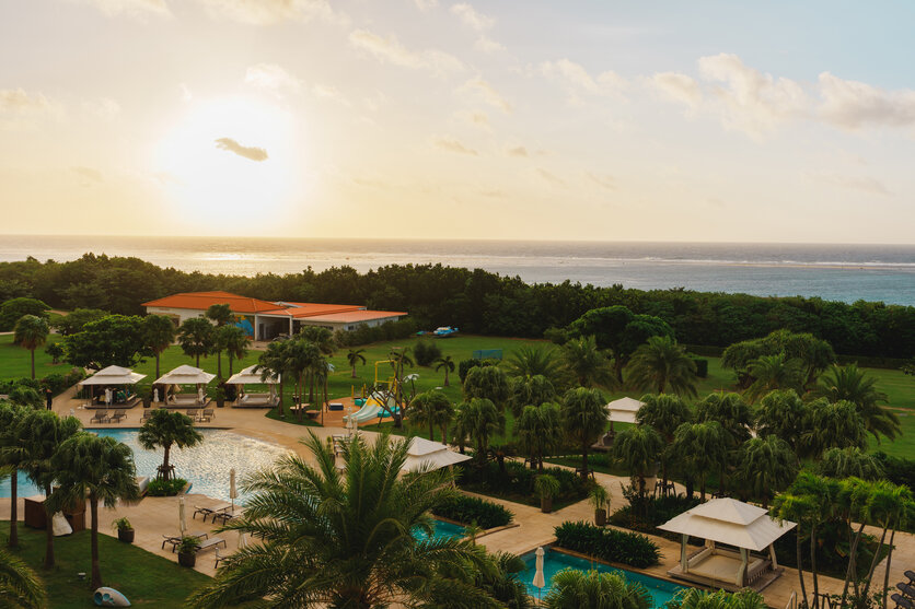 35-100mm F2.8 (Model A078)