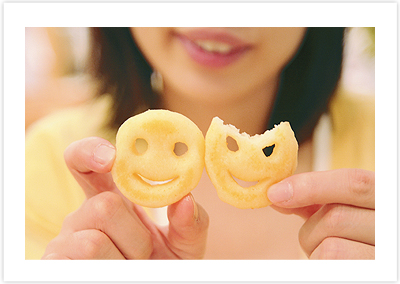 「Smile faces」前田 祐之