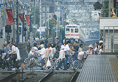 「通りすぎた後」　前田　明日夢