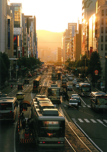 入選