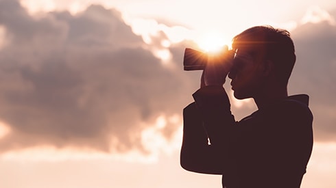 手持ちによるブレ性能の向上：写真用・双眼鏡・小型望遠鏡（単眼鏡）