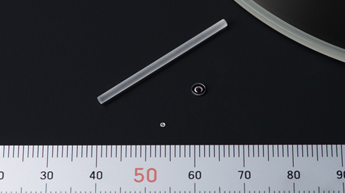 Small-diameter lens achieved with advanced processing technology