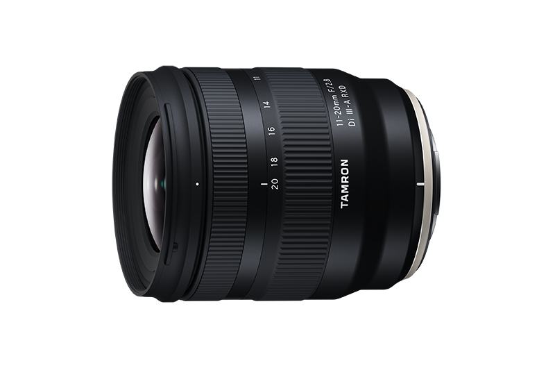 開発発表]小型軽量を実現した大口径F2.8超広角ズームレンズ 11-20mm F